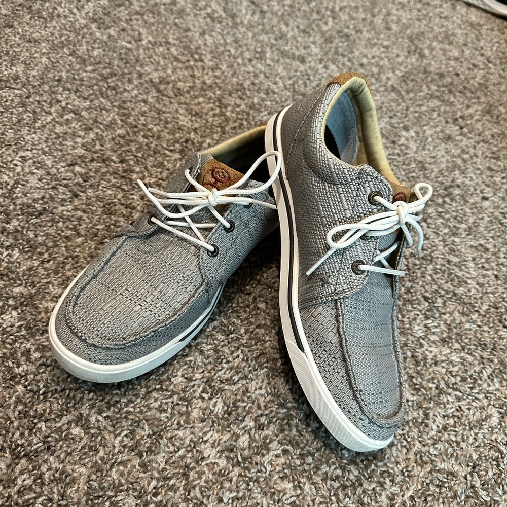 Twisted X Hooey Lopers Light Grey Fabric 9.5 - Like New